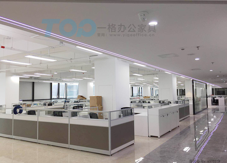 辦公卡位實(shí)拍.jpg 辦公卡位實(shí)拍.jpg