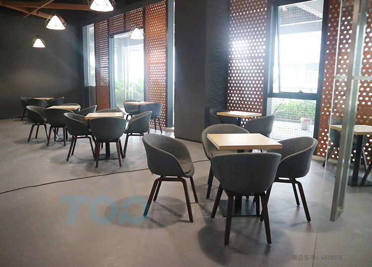 職員用餐區(qū).JPG 職員用餐區(qū).JPG