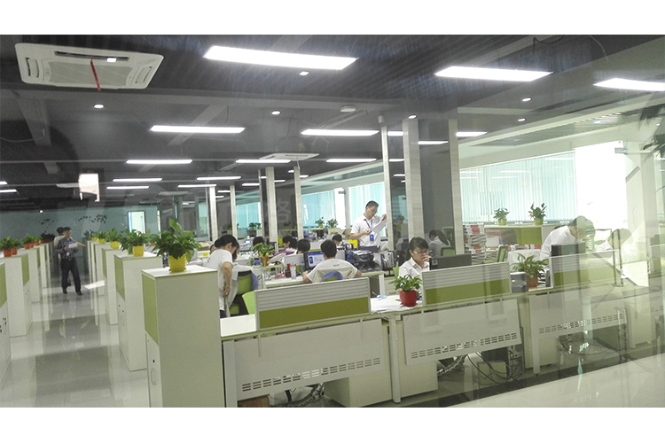 高端屏風(fēng)辦公桌.jpg 高端屏風(fēng)辦公桌.jpg